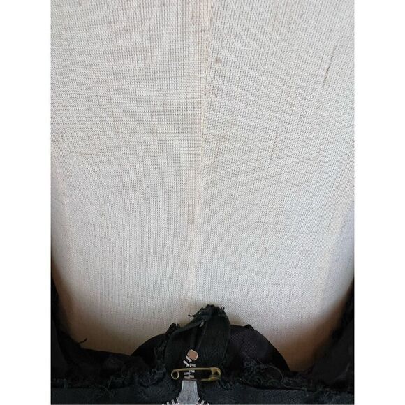 Vintage 1950s Black Lace Dress - Wounded - Picture 12 of 13